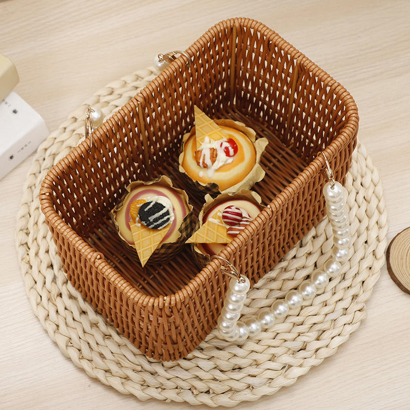 Wholesale Flower Storage Wicker Basket with Wooden Sticks for Flower Arrangement