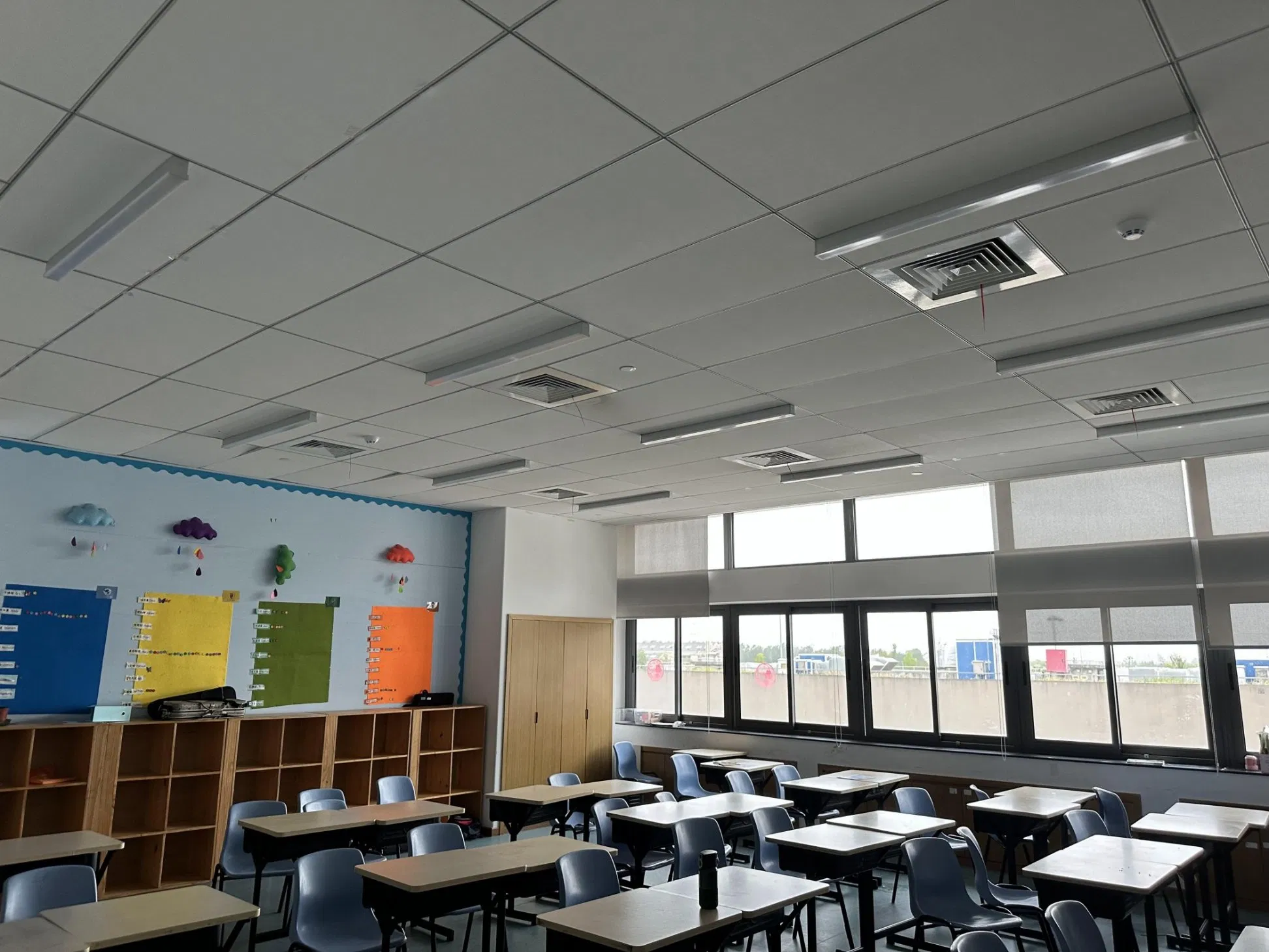 Factory Supply Fireproof Soundproof Rockwool Acoustic Insulation Ceiling Board for School/Hospital/Office Ceiling Project