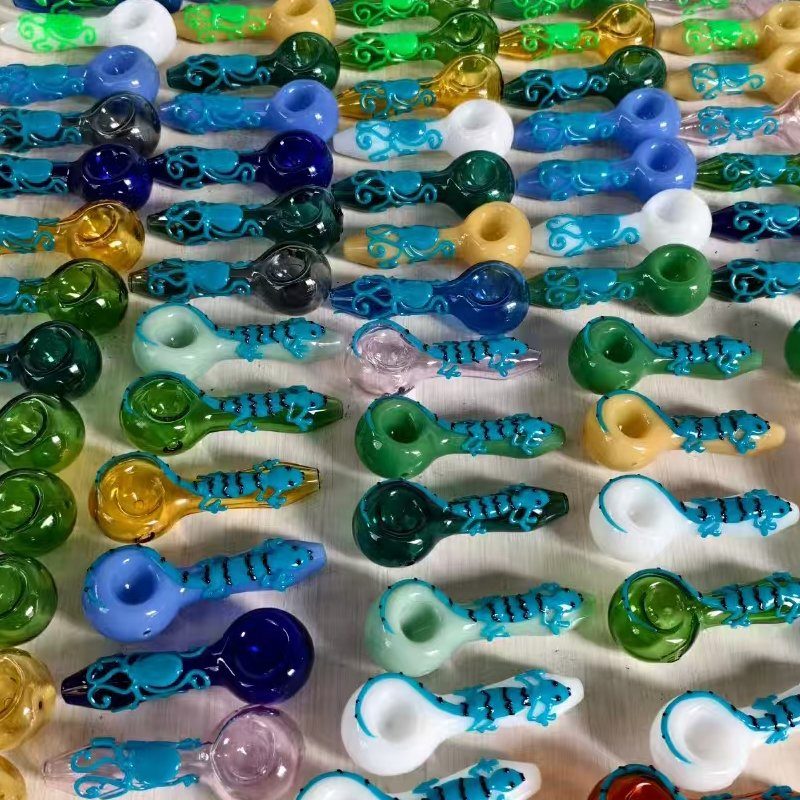 4.0 Inches Mini Smoking Pipes Spoon Hand Water Pipes Smoking Accessory Oil Burner Pipes