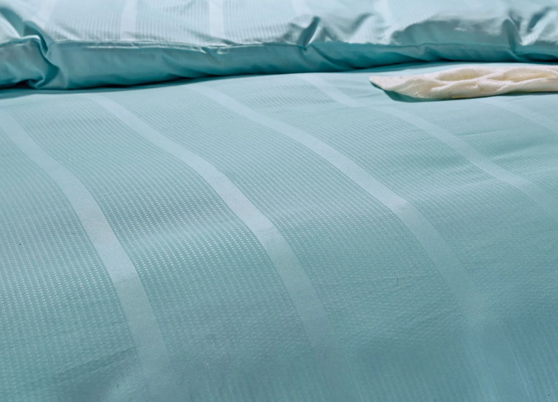 High-Quality Well Brushed and Soft, Anti-Pilling Microfiber Duvet Cover Set, Double Size Royal Blue Color Stripe, Button Closure