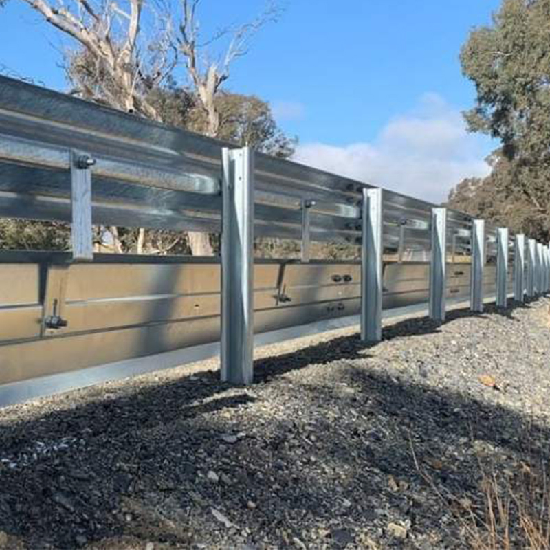 Australian Standarded Galvanized Stainless Steel Thrie Beam Highway Crash Barrier