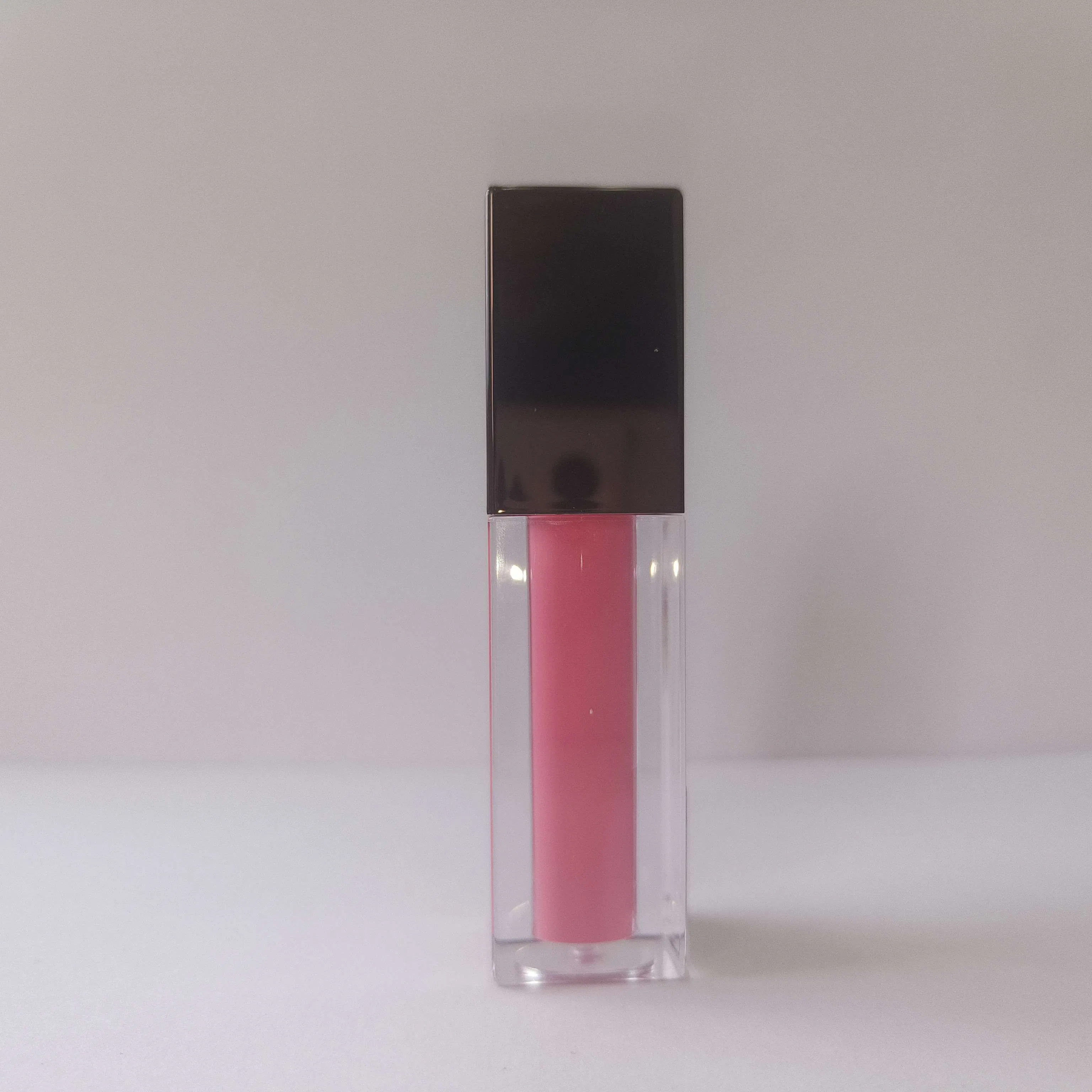 Absolute Matte Lipgloss with Customized Ingredients for Unique Look