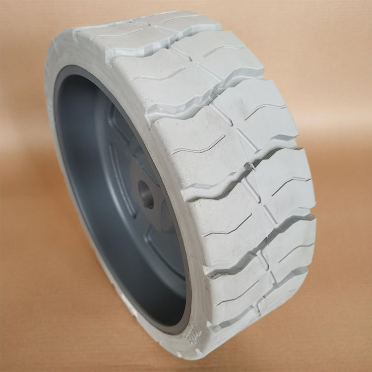Skyjack SJIII 3015/3215/3219 Платформа подъемная ножничная Шины 12x4 200x8