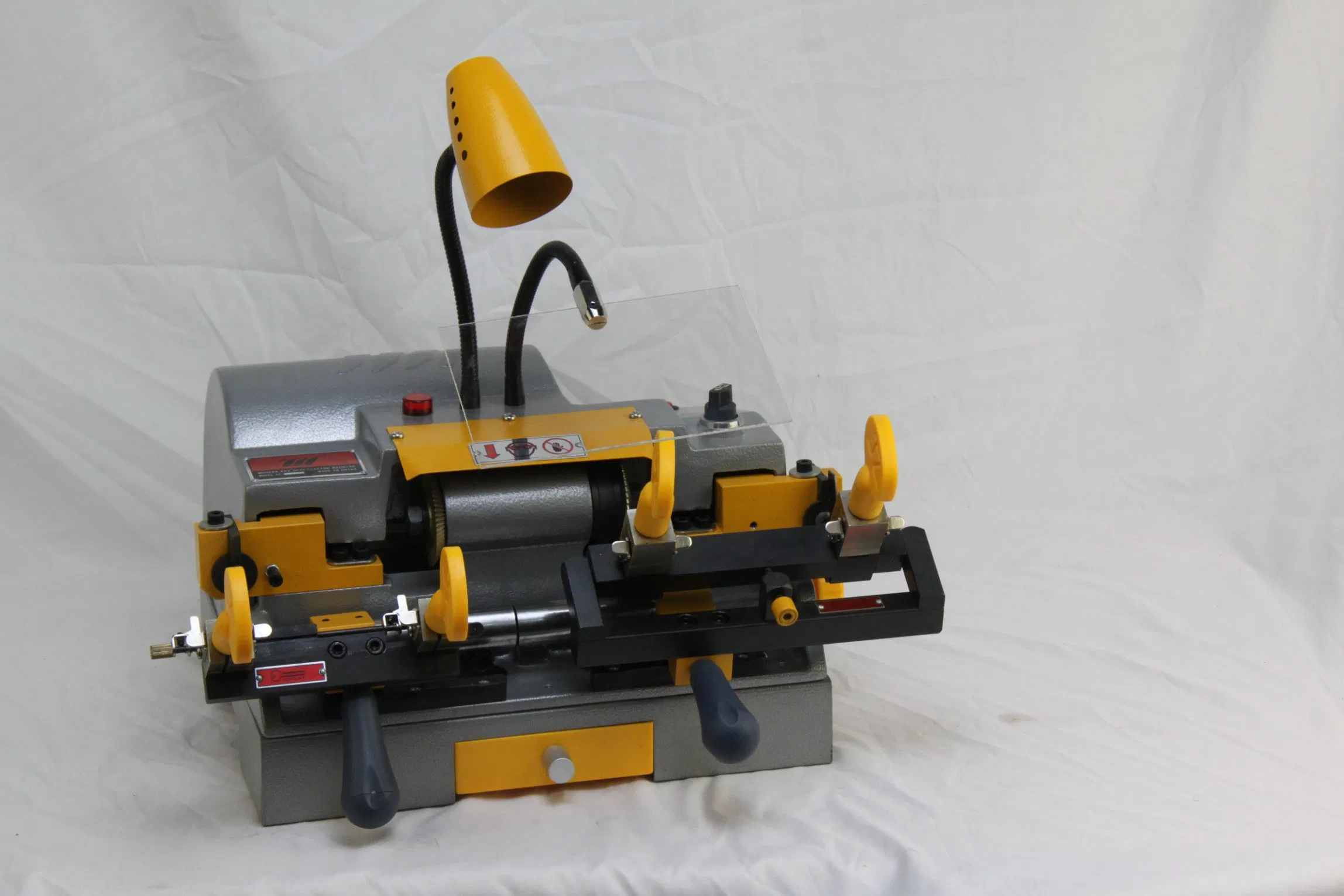 Jz-903L-2 Horizontal Key Cutting Device with Jingzhun Trademark