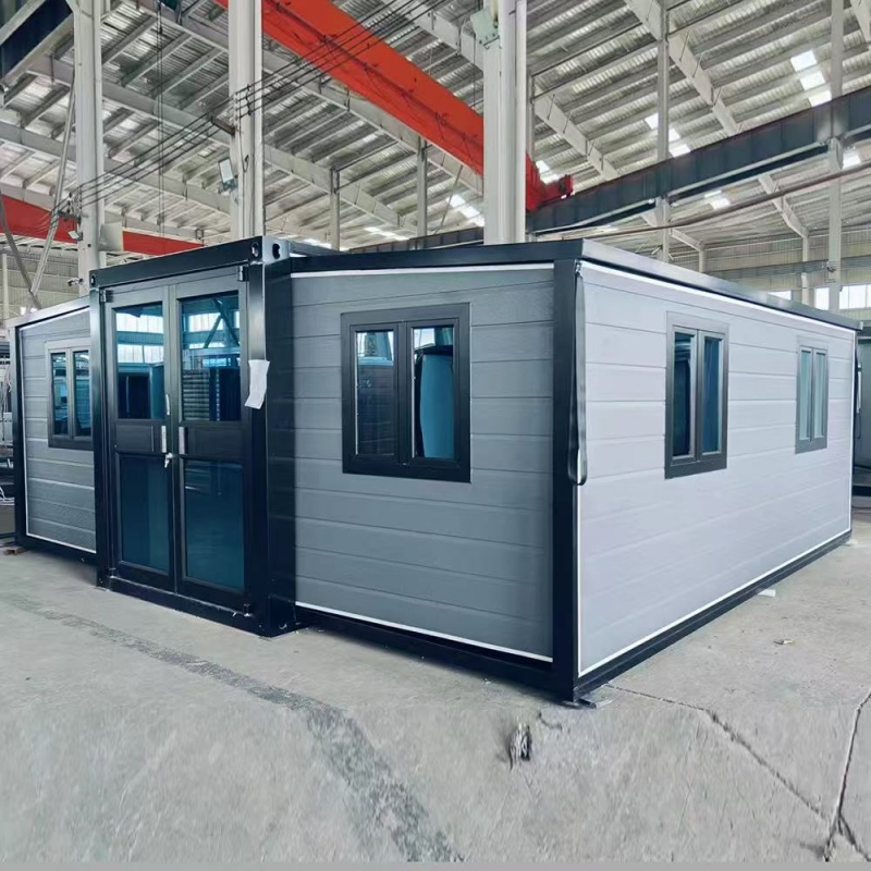 Small Mobile Wooden Modular Prefabricated Welding Standard Storage Container House Prefabricated Expansion Container House Mini Convenient Small House with Bedr