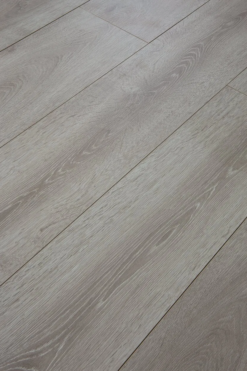 Laminate Flooring 10mm AC4