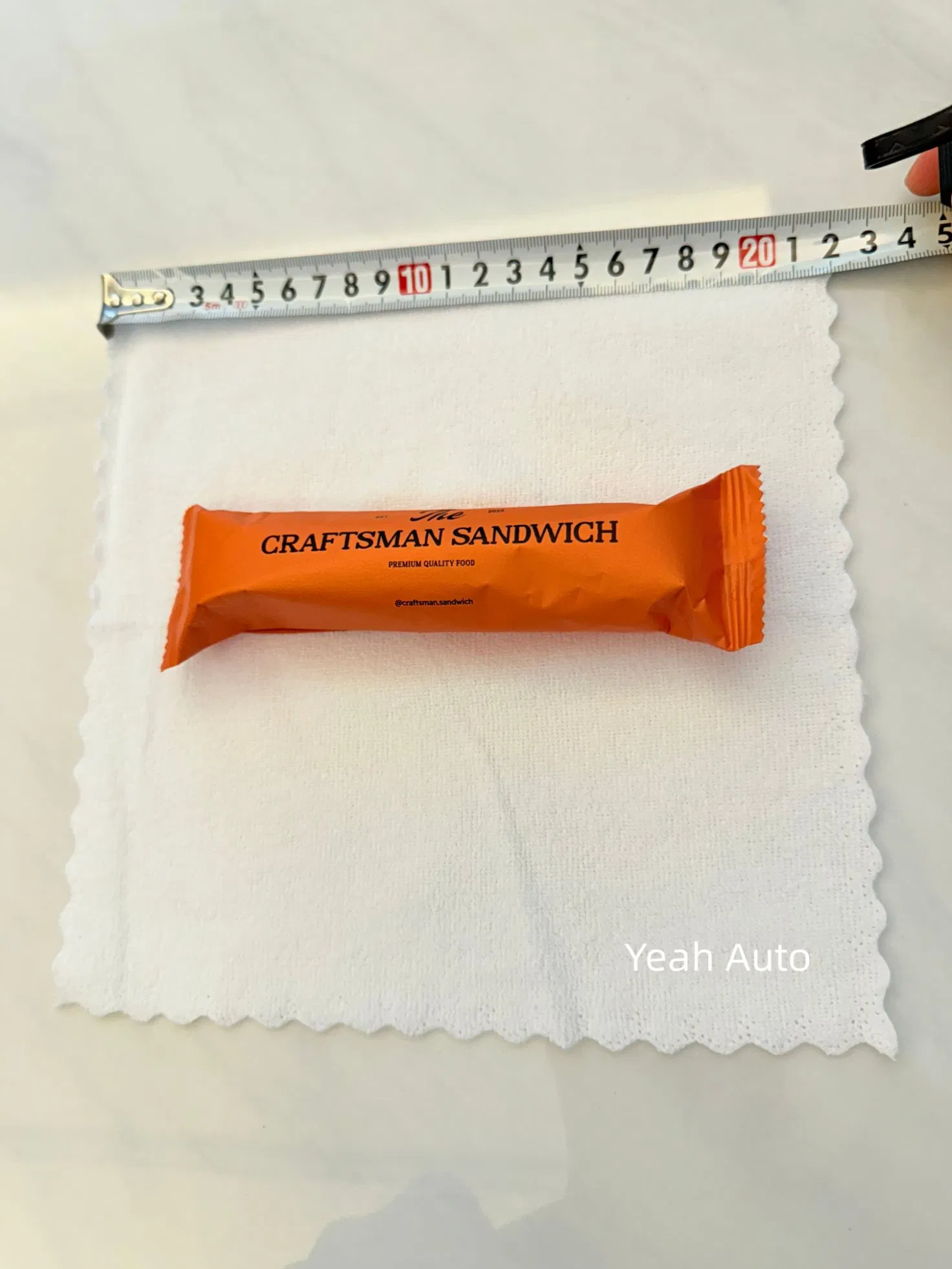 Superfine Fiber 220GSM 22*22cm Refreshing Wet Towel Disposable Wet Wipe for Coffee Shop, Hotel, Restaurant, Airlines Daily Use