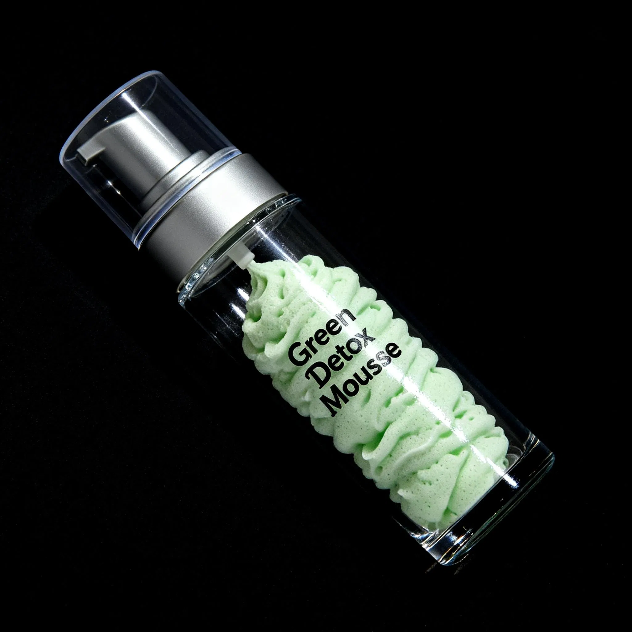 Clarifying Whitening Facial Face Cleanser with Turmeric and Ferment Filtrate for Dullness Correction