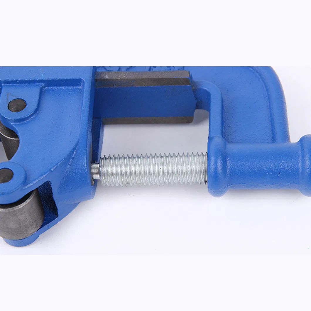 The Pipe Cutting and Cutting Tool Is Coming Which Can Easily Cut Copper Aluminum and Stainless Steel Pipes