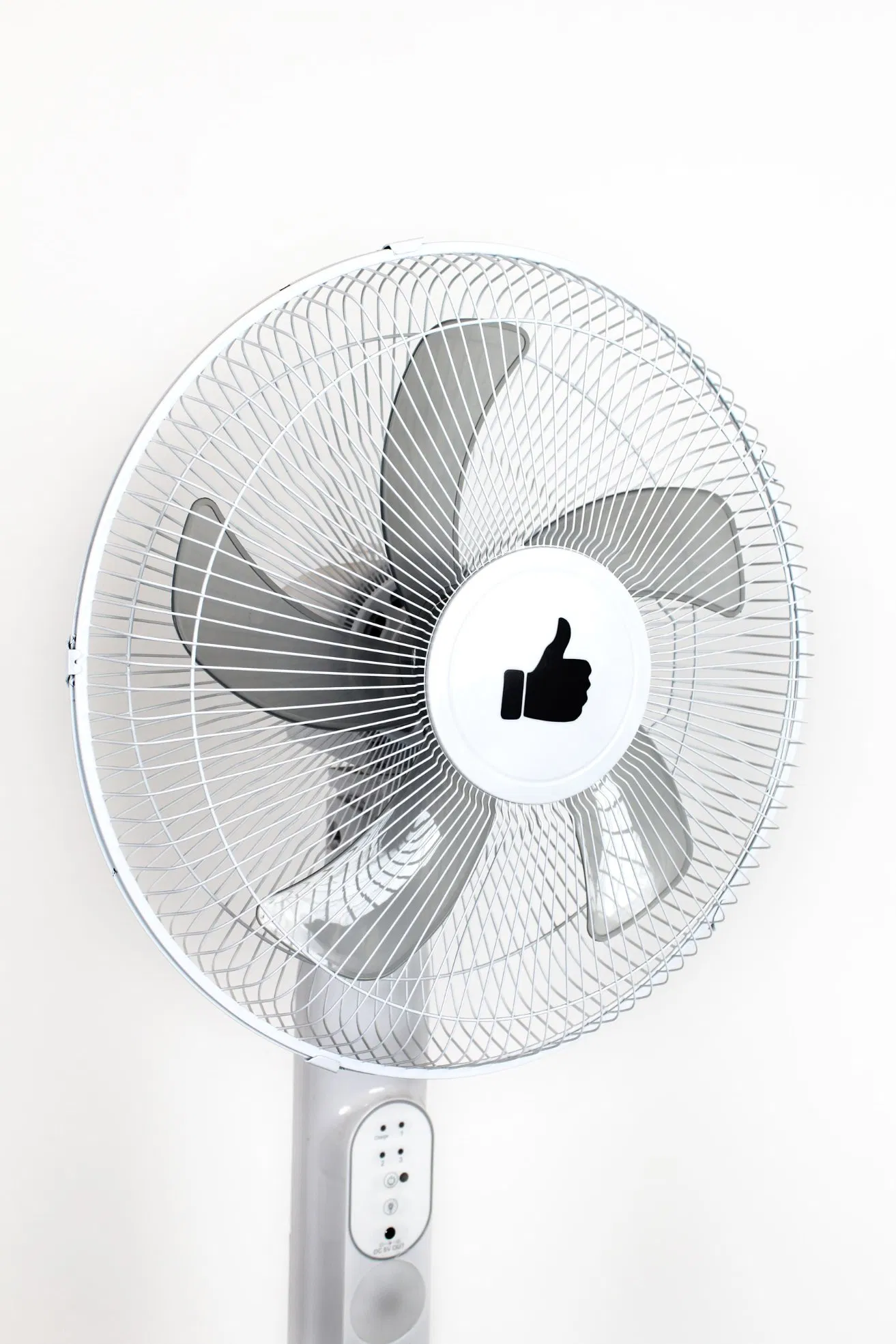 16 Inch Solar Fan Casa Ventilador Recargable AC DC Pedestal Stand Fan Solar Fan