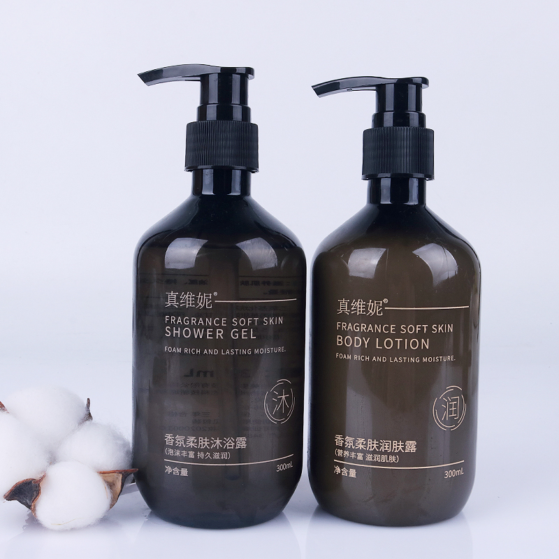 Hot Selling Hotel Supplies Pet Bottle All Adults Nourishing Smooth Body Lotion