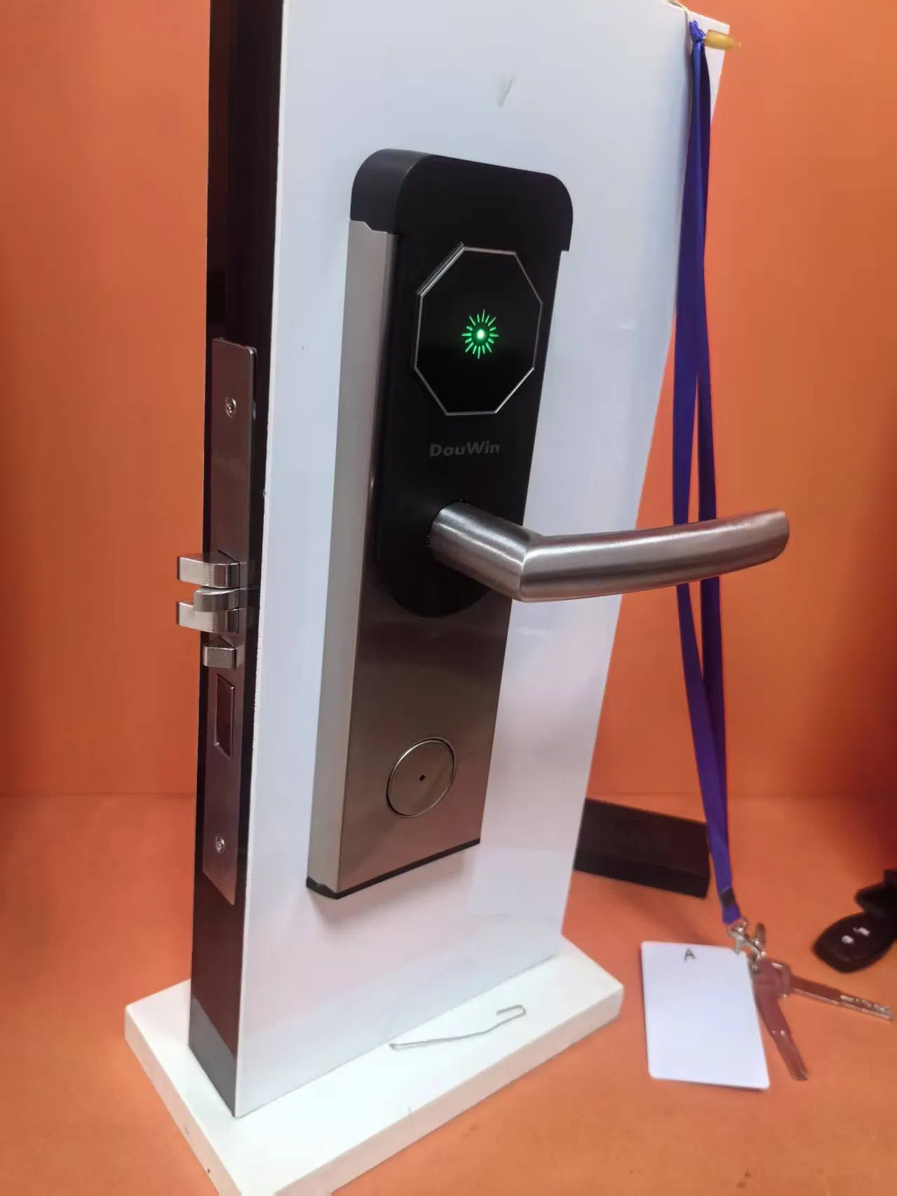 Sdk Integrated with Any Pms 13.56MHz Hotel Card Door Lock