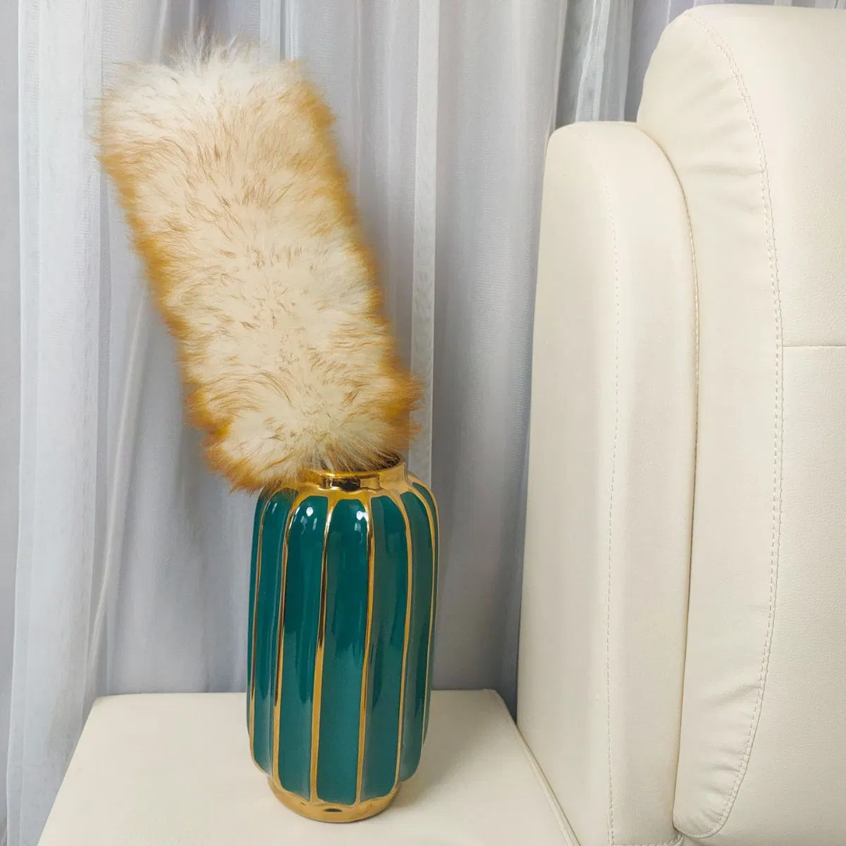 Household Cleaning Wool Dusting Brush with Beechwoodhandle