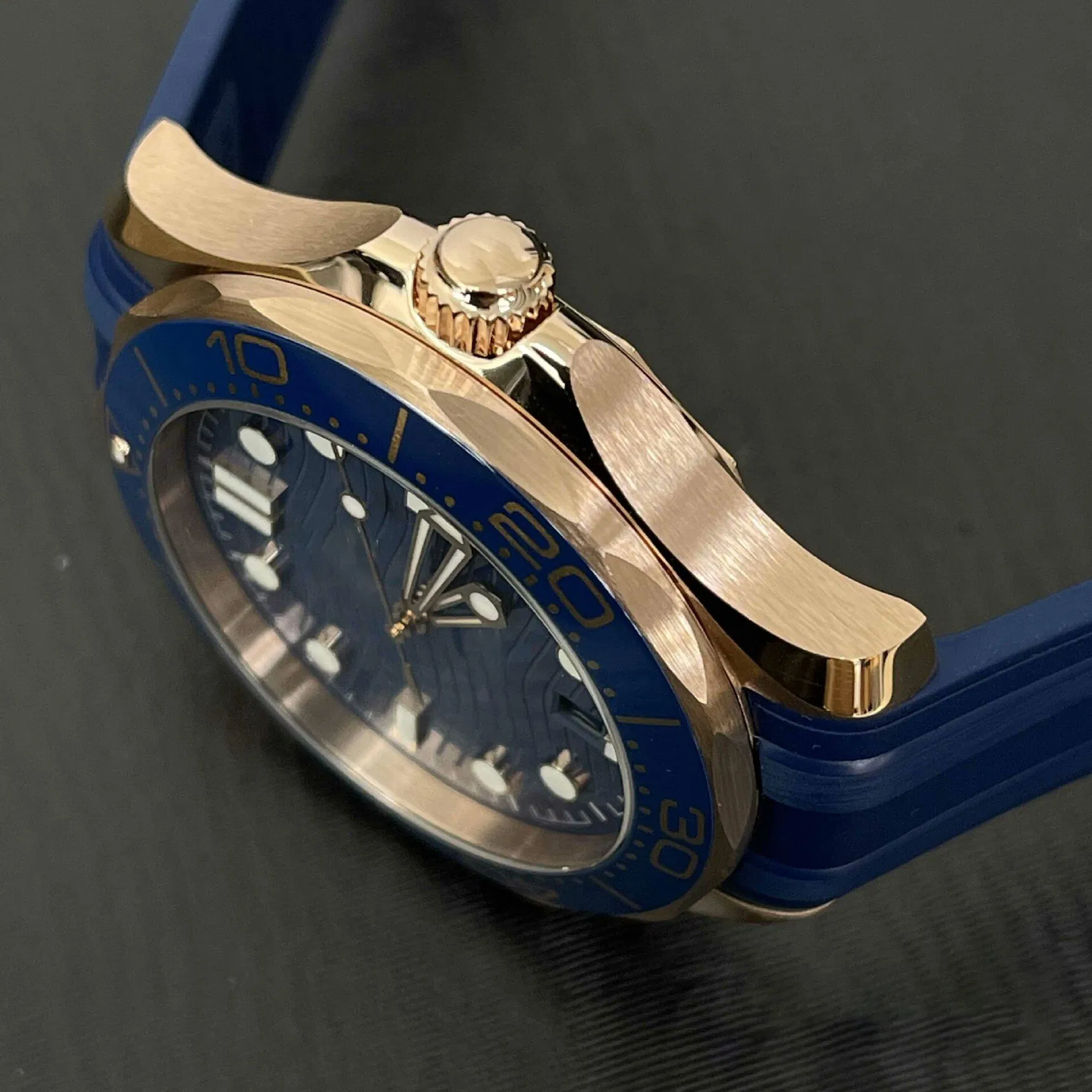 300, Wavy Dial, Titanium Case, Wavy Dial, Mechanical Movement Watch