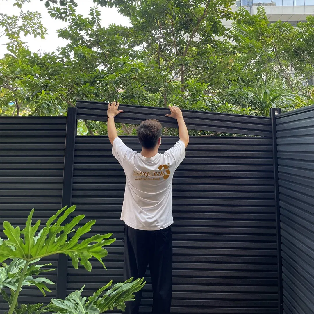 Co-Extrusion Slat Interlocking Plastic Wood Composite Fence WPC Panel