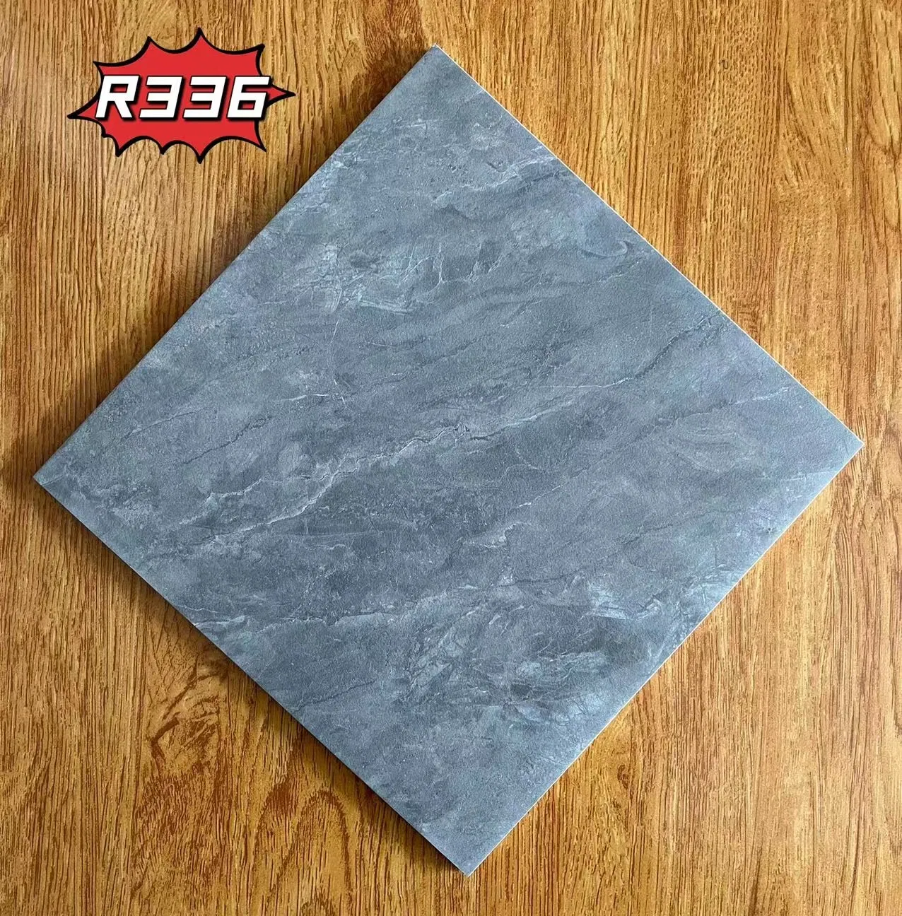 30X30 Anti Slip Glazed Ceramic Floor Tile for Bathroom