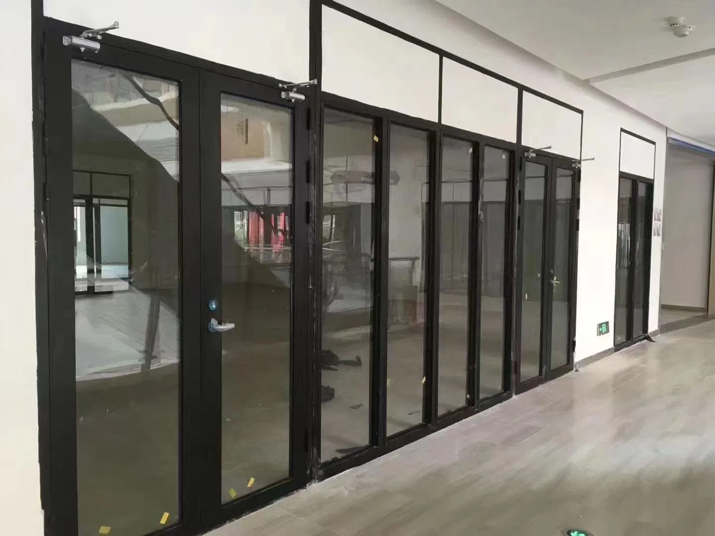 120 Minute Fire Resistant Fireproof Glass with Insulated Feature