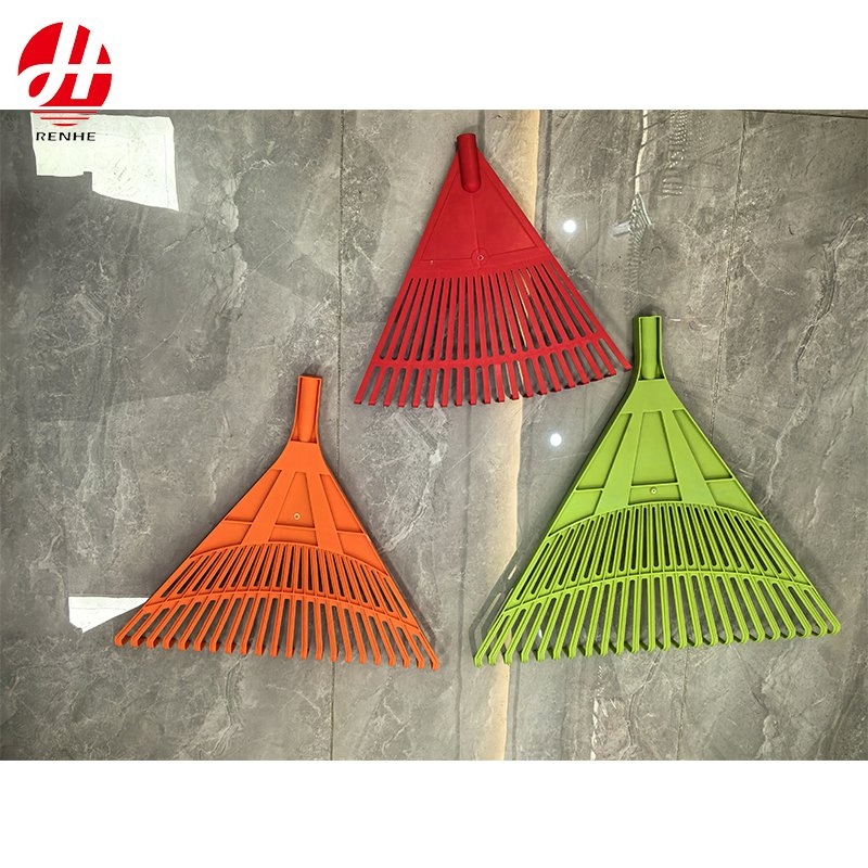 Durable Plastic Garden Rake for Efficient Leaf Cleanup