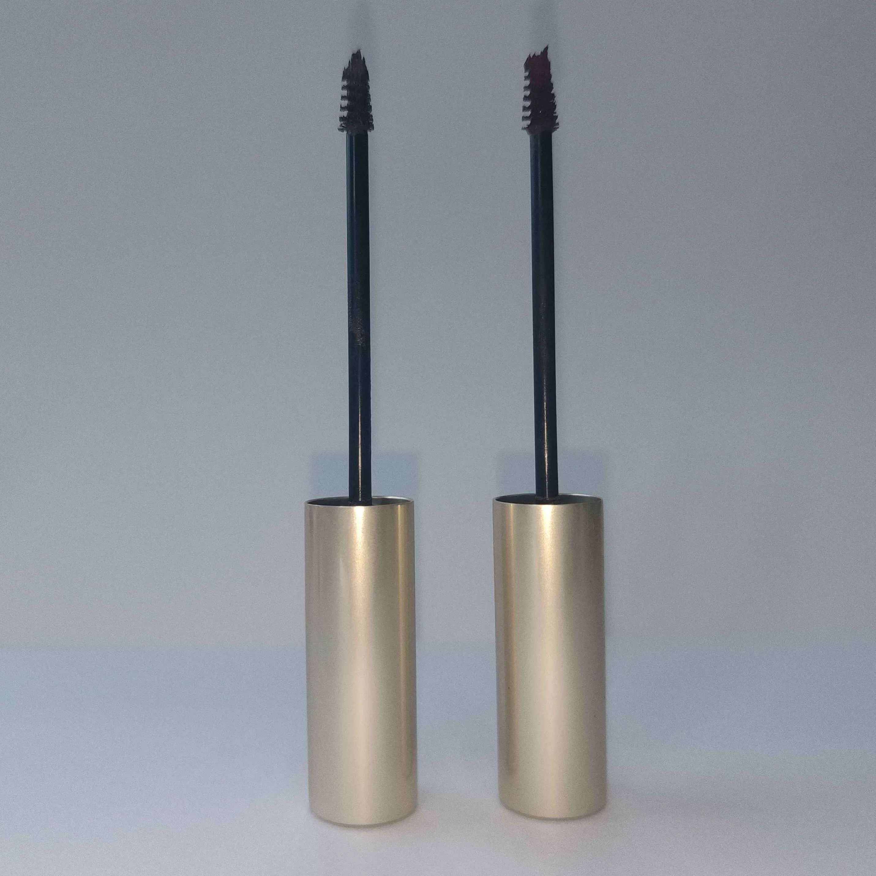 Innovative Eyebrow Pencil with Water-Resistant, Long-Wearing, Non-Smudging Formula