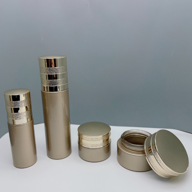 Стеклянные бутылочки для косметики 30-120 мл