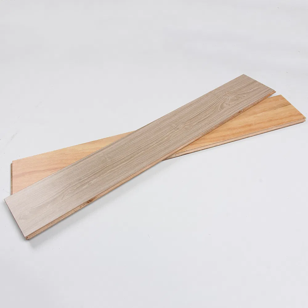 Ламинированный паркет светлый тик