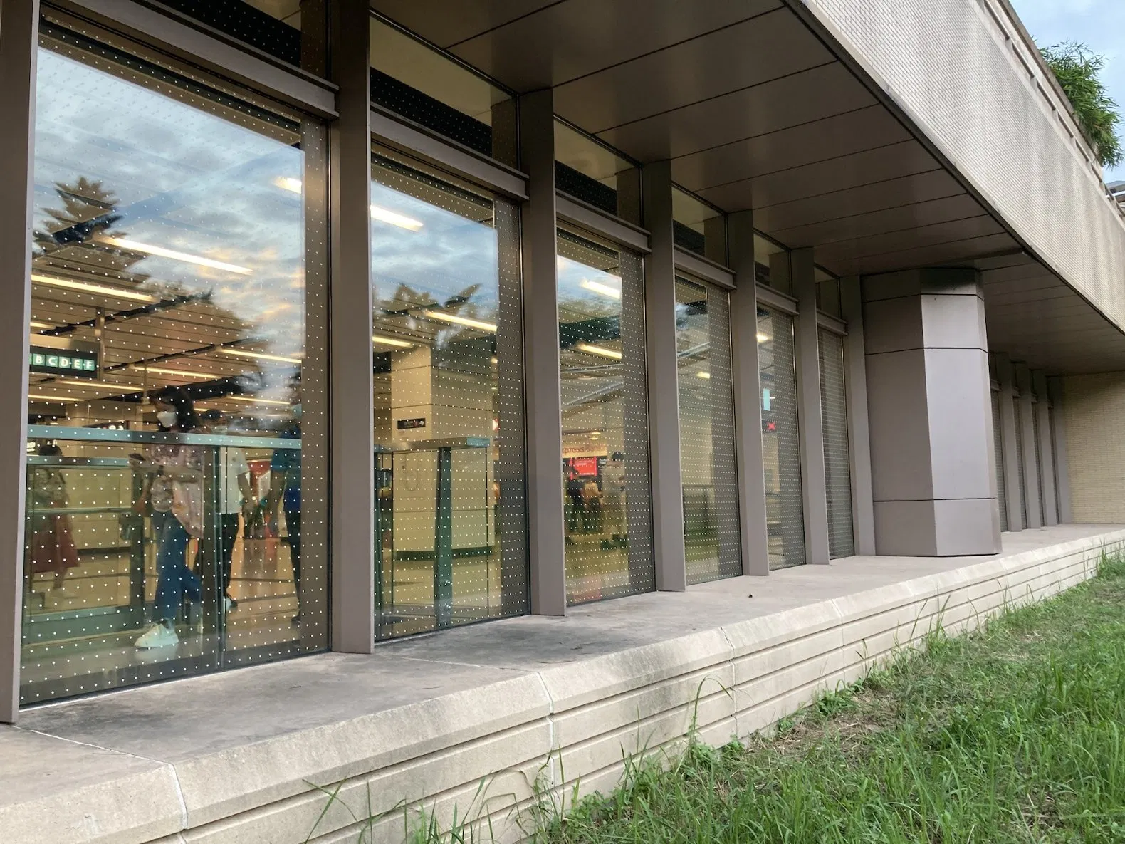 Curtain Wall Decorative Glass for Protecting Birds