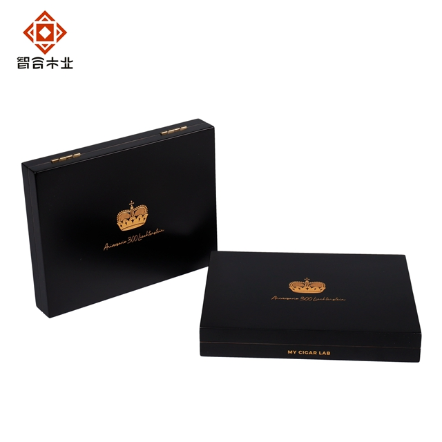 Premium Mahogany Cigar Humidor Box for Gift Packaging