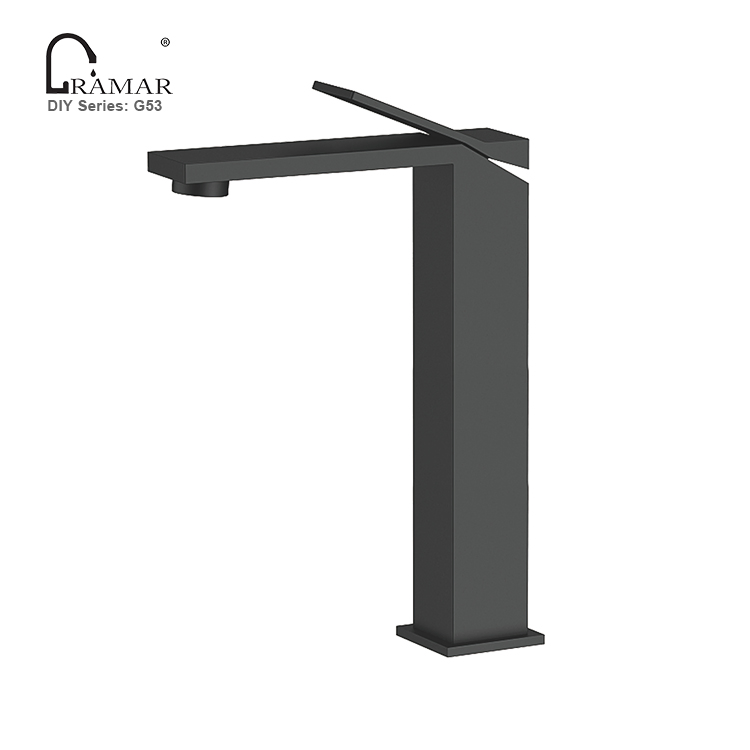 Stylish Brass Shower Faucet with Hand Shower for Modern Baths