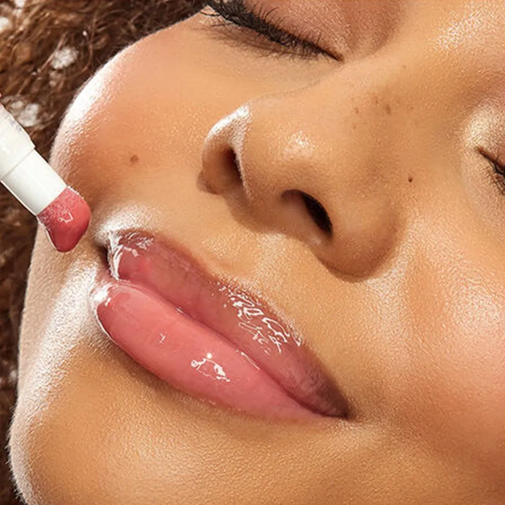High Quality Fruit Lip Glow Oil with Own Logo Lip Oil Balm Vegan Long Lasting Custom Hydrating Private Label Juicy Plumping Lip Oil