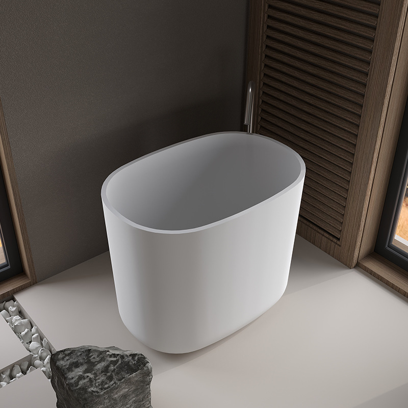 Глубокая ванна для маленьких квартир