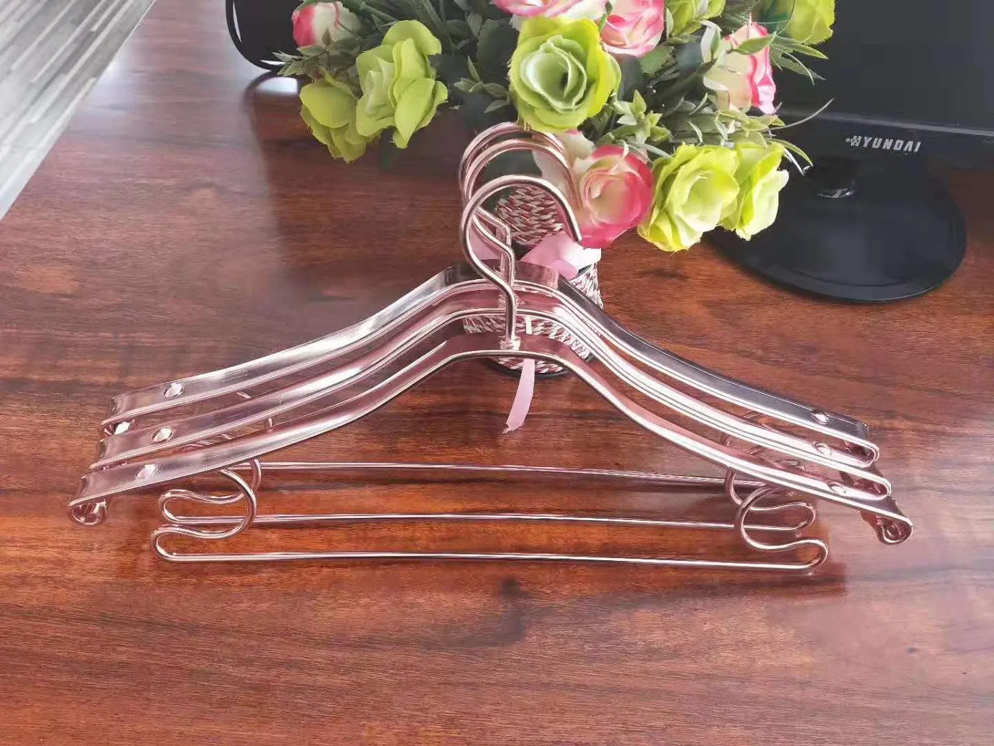 Aluminum Clothes Hanger High Grade Clothes Hanger Heavy Duty Clothes Hanger