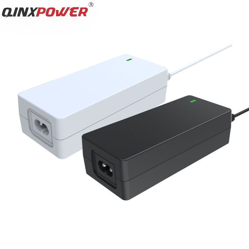 Зарядное устройство для Li-ion аккумуляторов 12.6V 2A