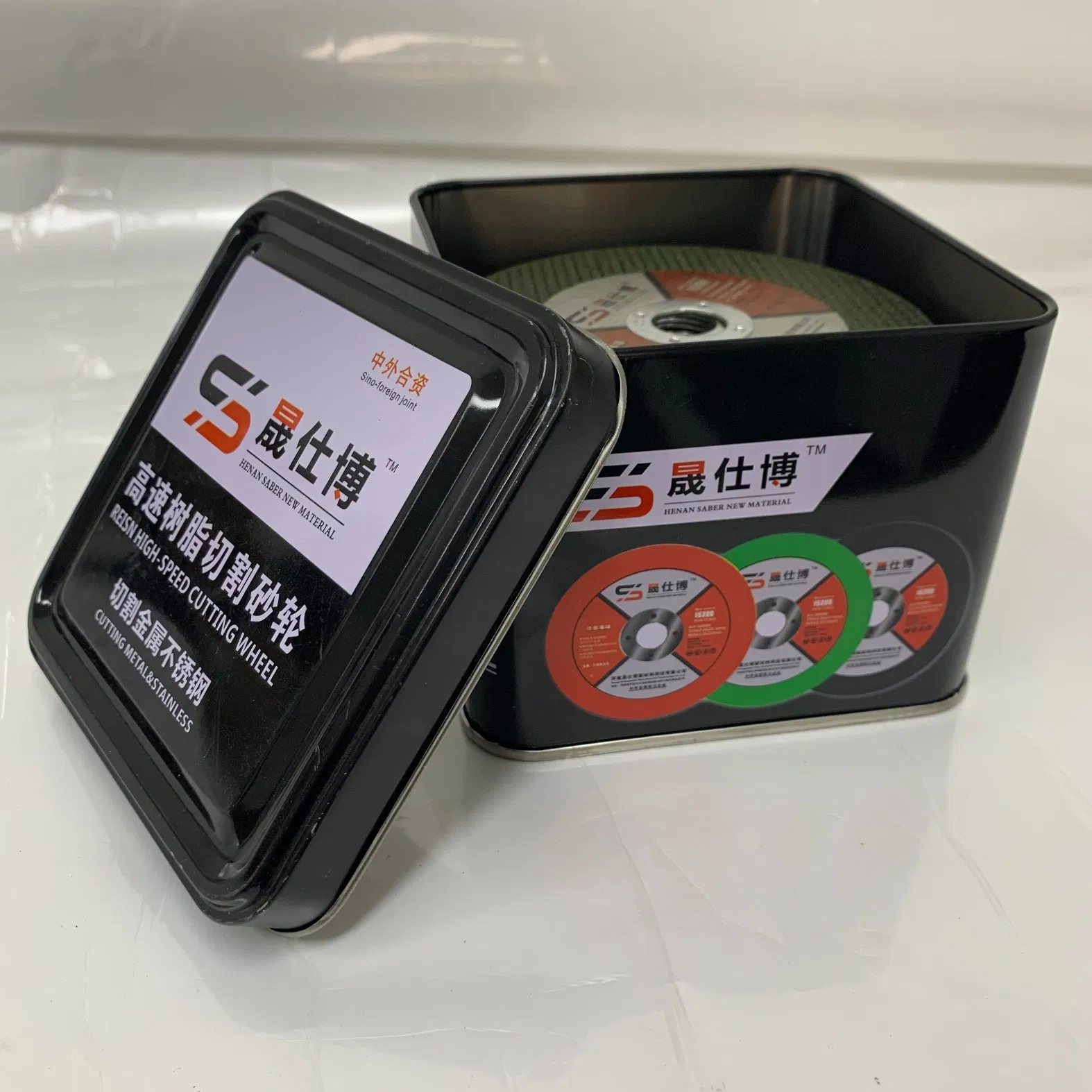 Тонкий и агрессивный отрезной круг для металла