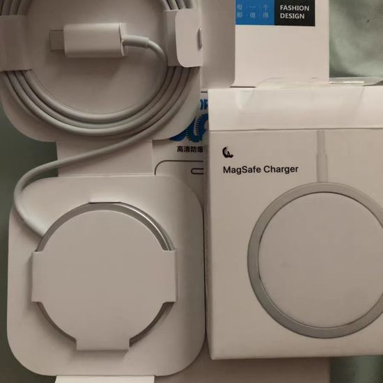 High Quality 15W Magsafe Charger Magnetic Wireless Charger