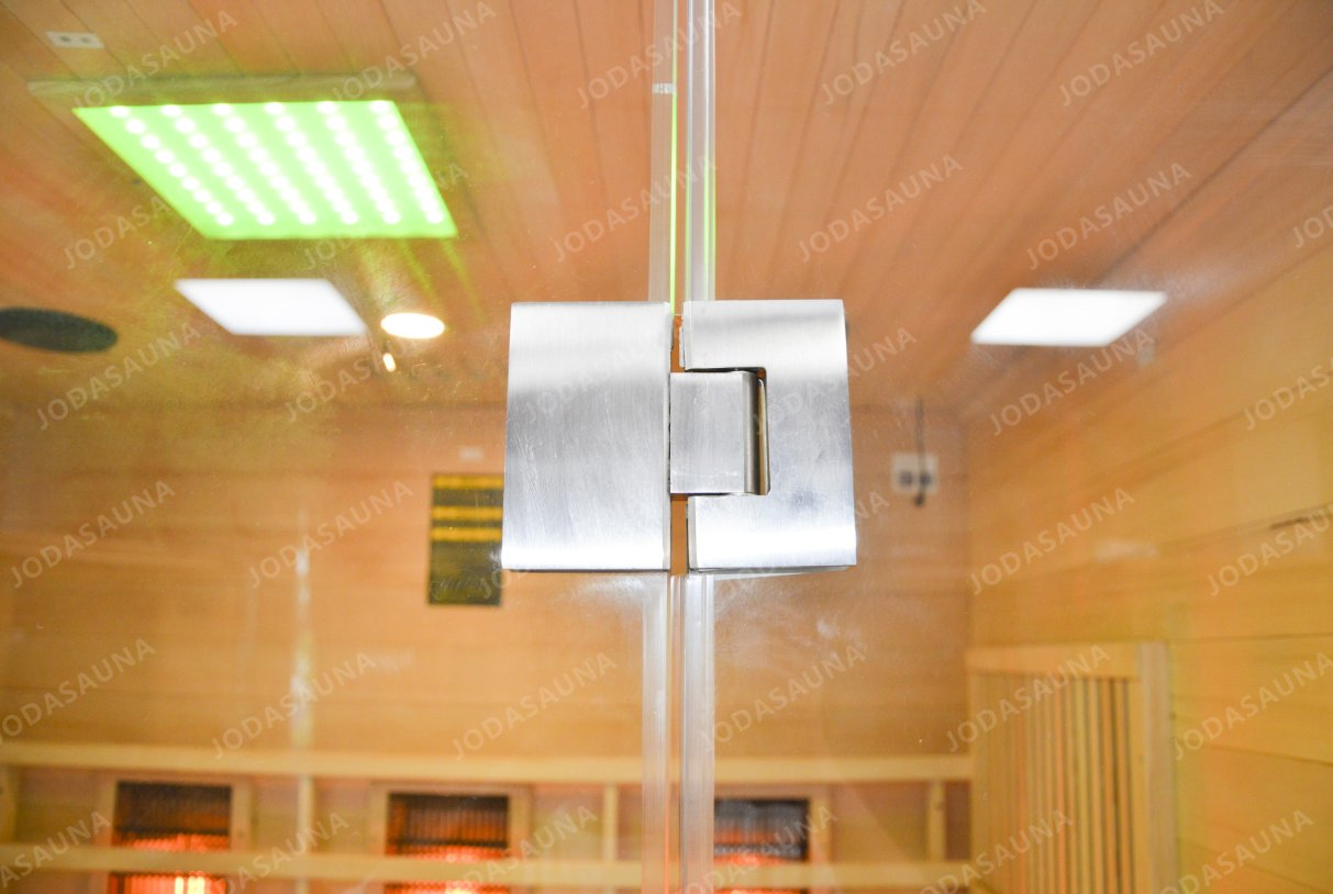 Инфракрасная сауна на 3 человек из хемлока