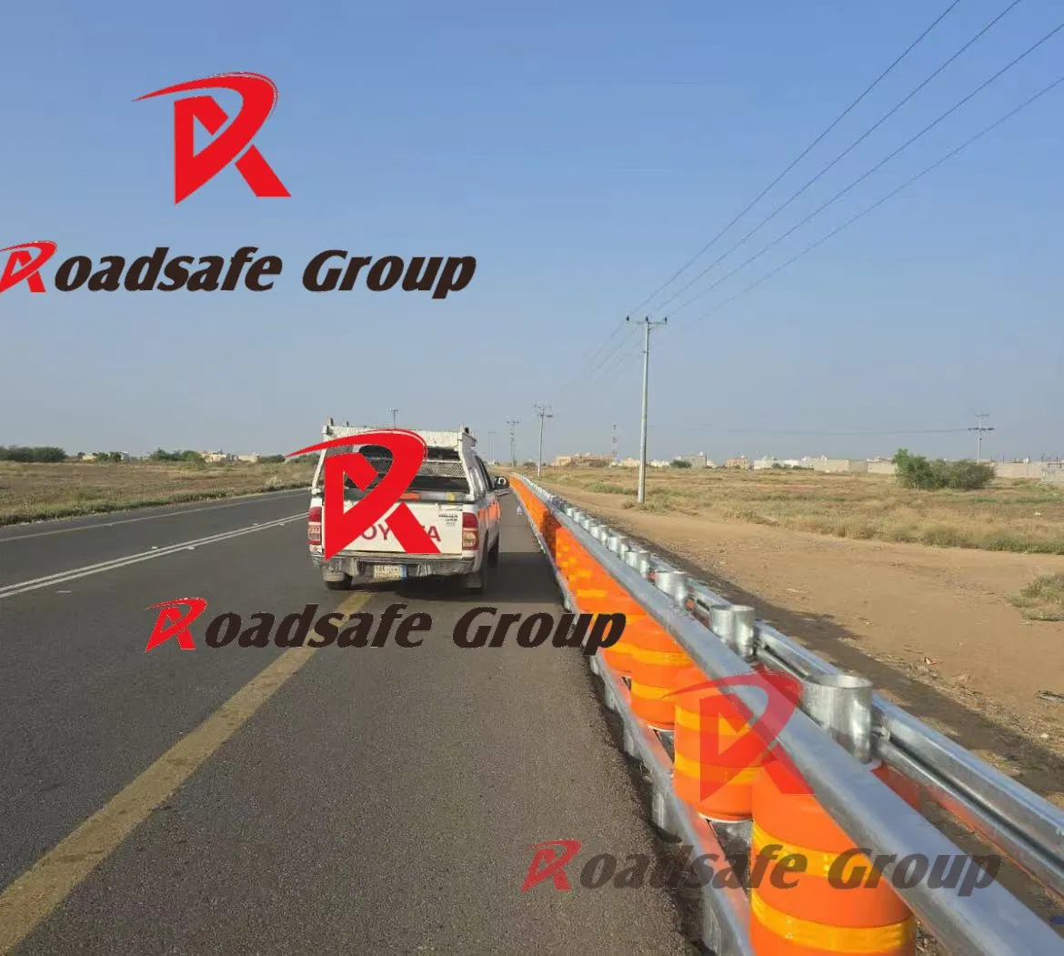 ISO Beijing Roadsafe EVA Foam Highway Safety Guardrail Anti-Collision Roller Rotating Crash Barrier Guardrail