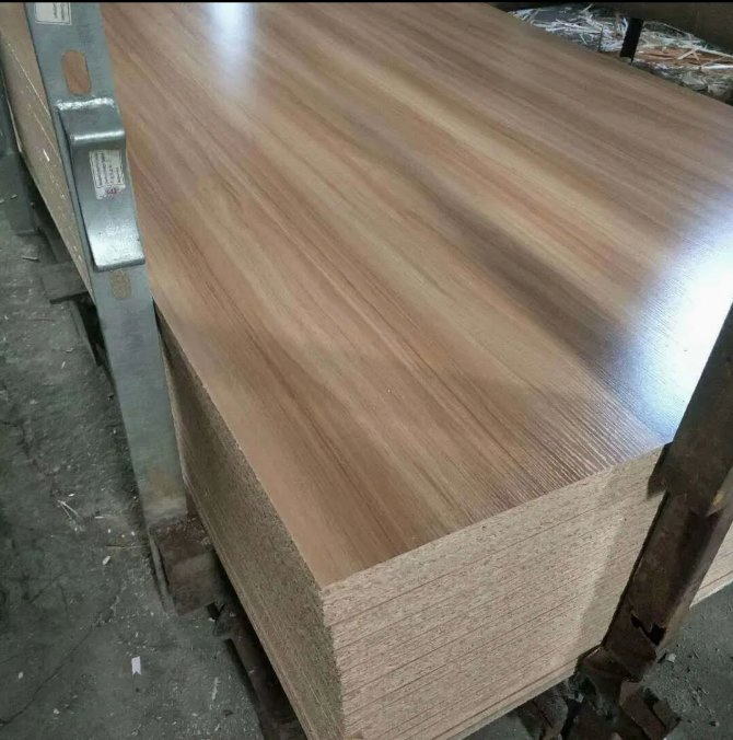 Manufacturer Moisture-Resistant E0 Glue Furniture MDF MFC Melamine Particle Board