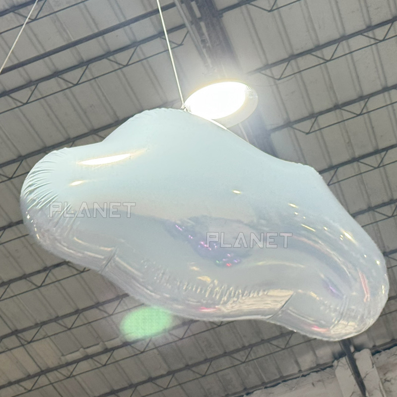 Hanging Reflective PVC Inflatable Cloud Balloon for Party Decoration