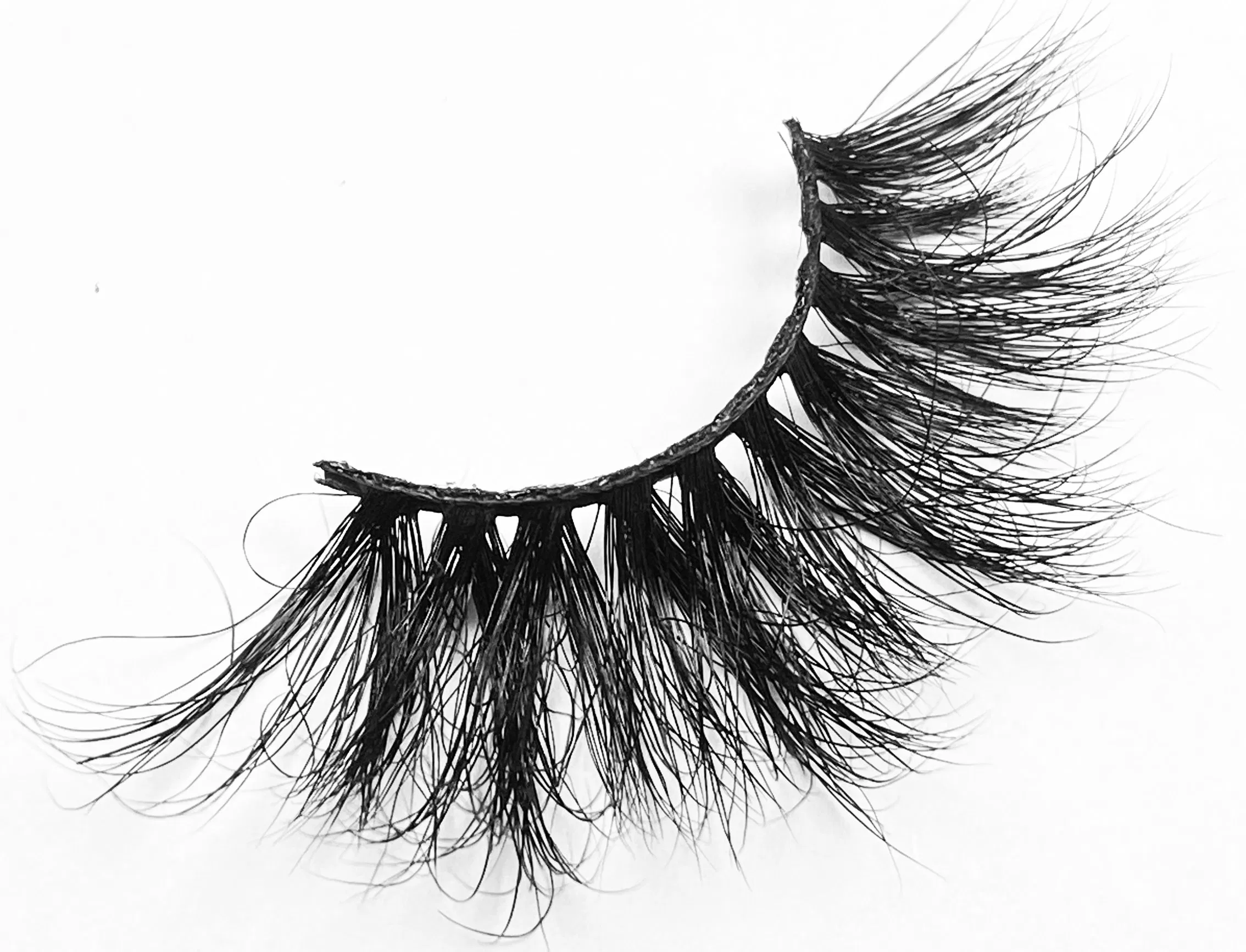 Klp33 Top Quality New Style Private Label Eyelashes Cruelty Free 45A 25mm 3D Mink Eyelashes with Custom Packaging