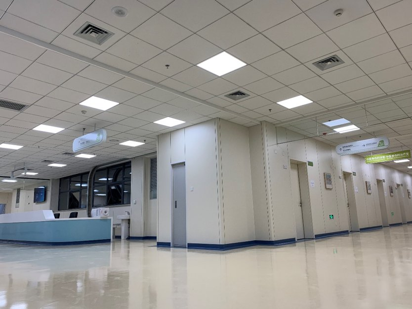 Factory Price Light Weight Fireproof Acoustic Fiberglass Insulation Ceiling Board for Hospital/Office