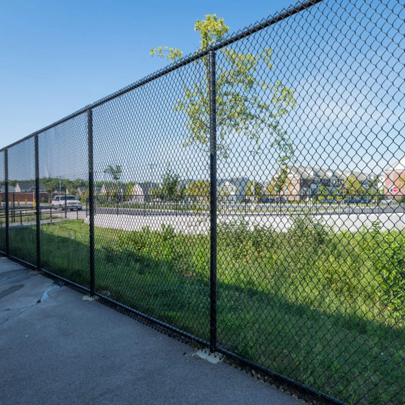 9 Gauge Galvanized/PVC Coated Diamond Shape Cyclone Wire Chain Link Fence