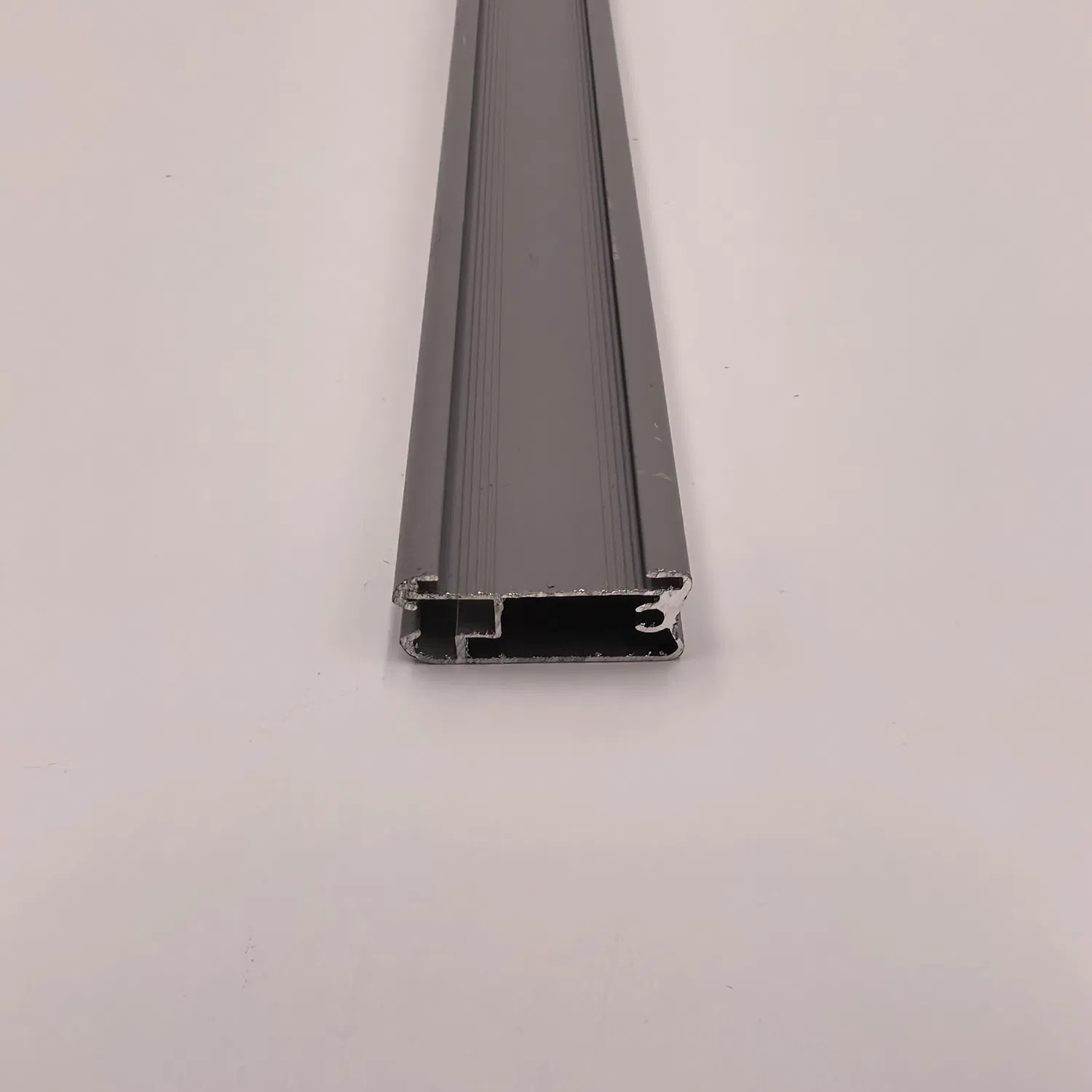 Two-Tone Aluminum Curtain Rail for Stylish Dual-Layer Systems