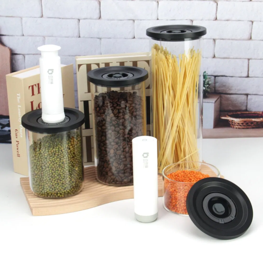 Plastic Screw-on Lid Leakproof Space-Saving Vacuum Sealed Jar for Refrigerator Storage