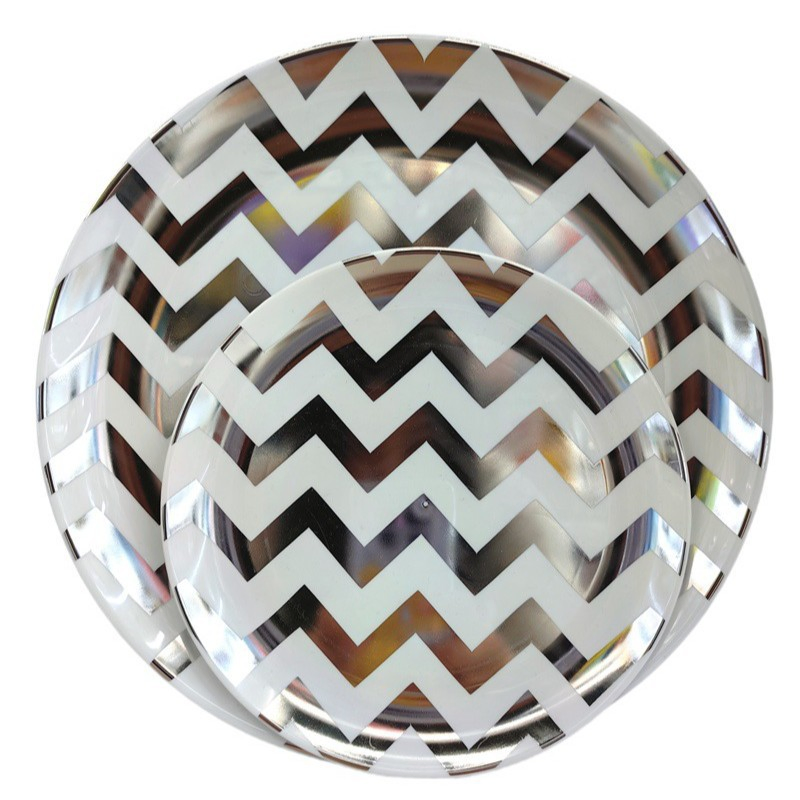 7.5 Inch Elegant Plastic Party Plates Heavy-Duty Gold Pattern Round Plates Wedding Dinner Plates