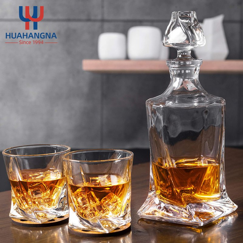 Wholesale Luxury Custom Heavy Base Square Whisky Glasses Whiskey Glass Set