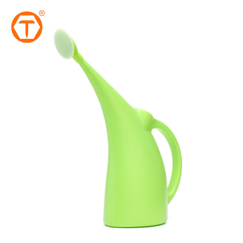 Gardening Great Gift 2L 3L Long Neck Spout PP Plastic Water Can with Sprinkler Head for Easy Watering