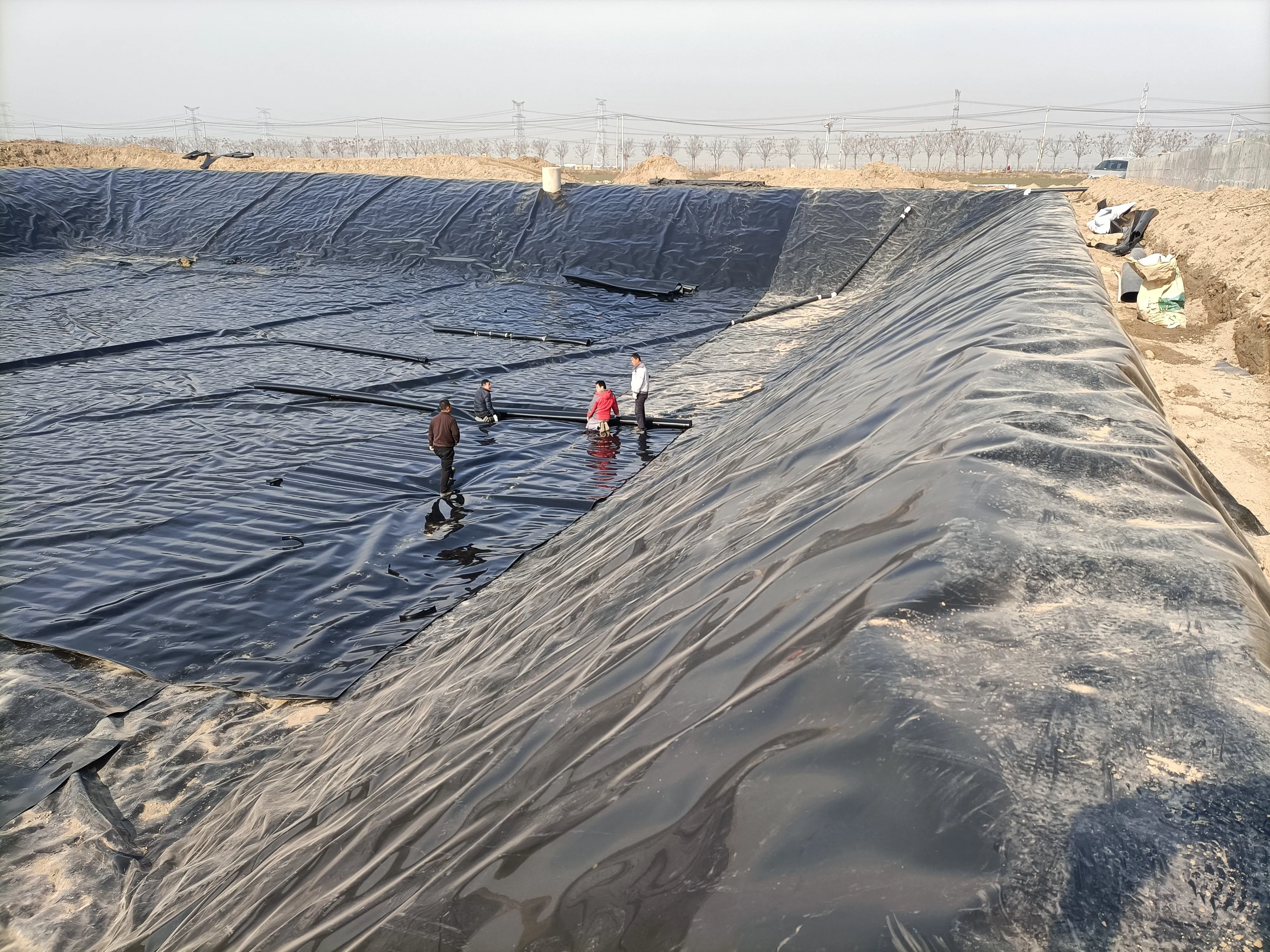 China Factory Cheap EPDM Pond liner Concrete Blanket Black White Gree Colorn Pond Liner Customizable Thickness Textured and Smooth HDPE Geomembrane Liner