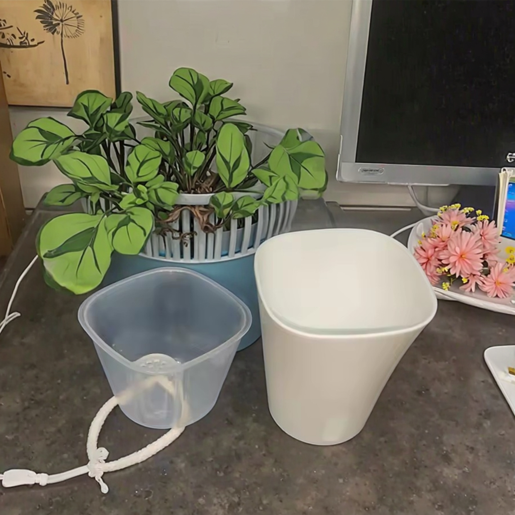 Горшок пластиковый для растений с автополивом