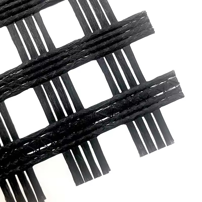China Factory Supply Fiberglass Geogrid for Road Construction UV Resistant Fiberglass Geogrid Mesh