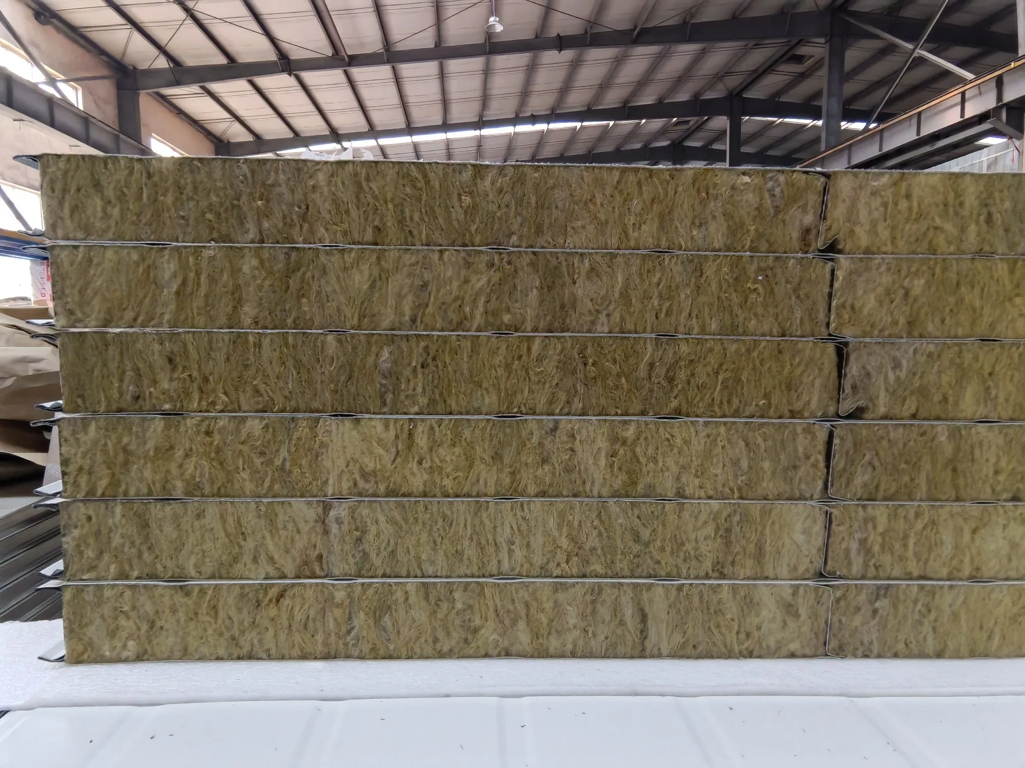Fireproof Insulated Polyurethane Sandwich Panel for Building Structure